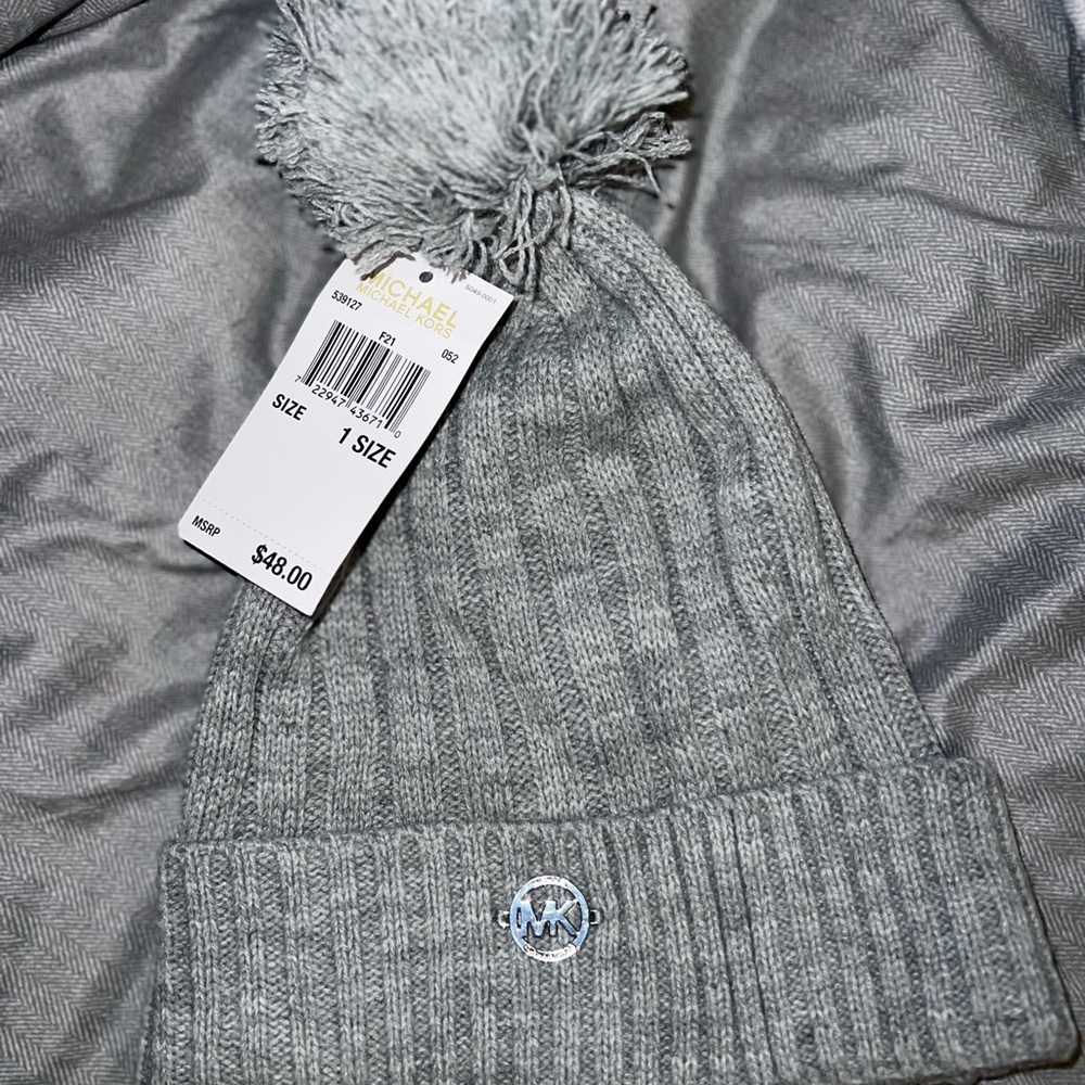 Michael Kors Gray Knit Beanie with Pom Pom